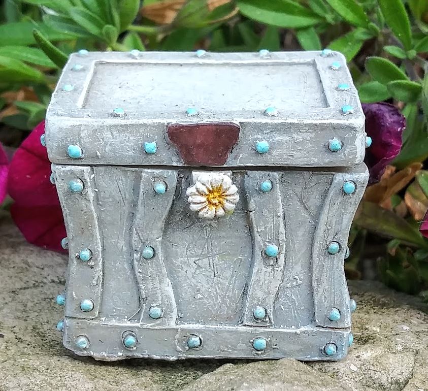 Mini Hope Chest, Fairy Garden Chest, Dollhouse Hope Chest
