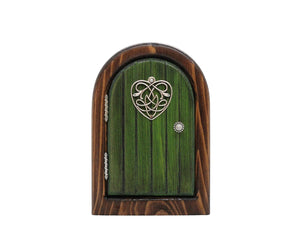 Wee Gaelics Fairy Door: Shield