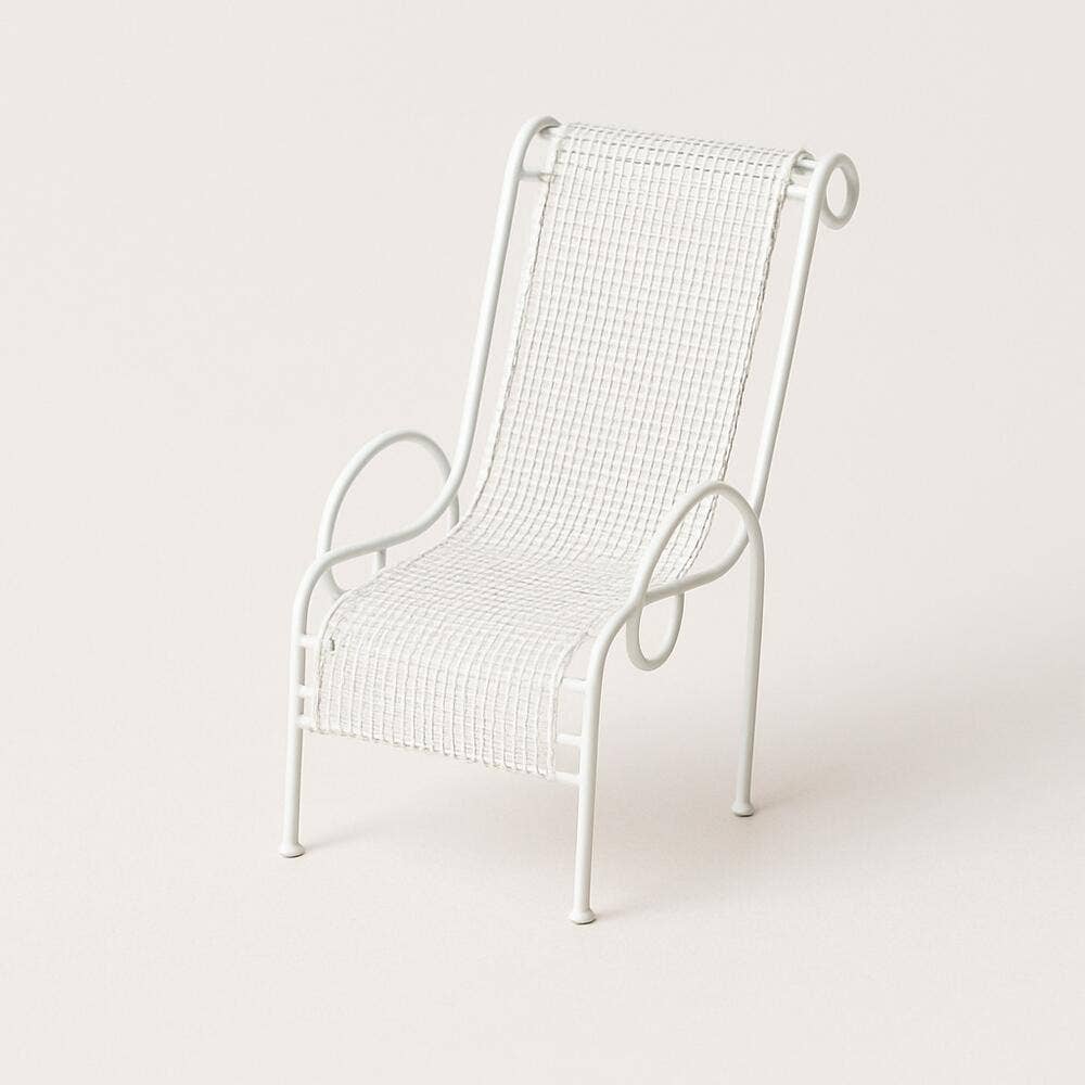 White Wire Miniature Lounge Chair