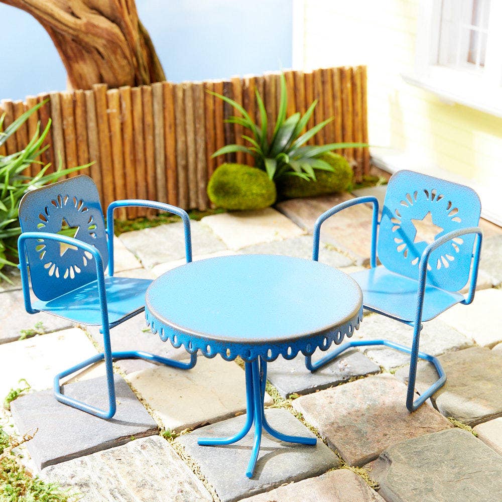 Miniature Rustic Metal Table & Chairs