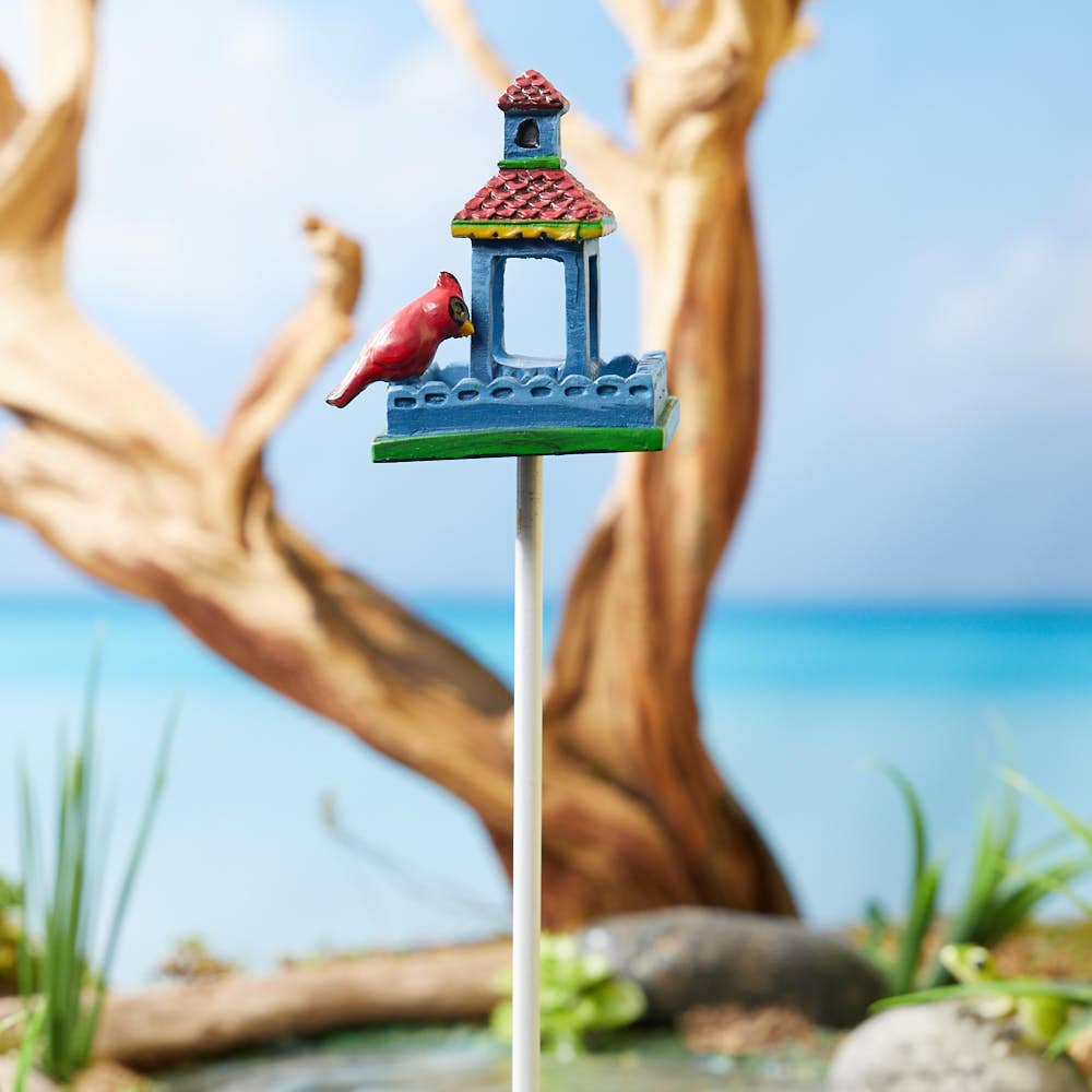 Birdfeeder w/Cardinal  Pick