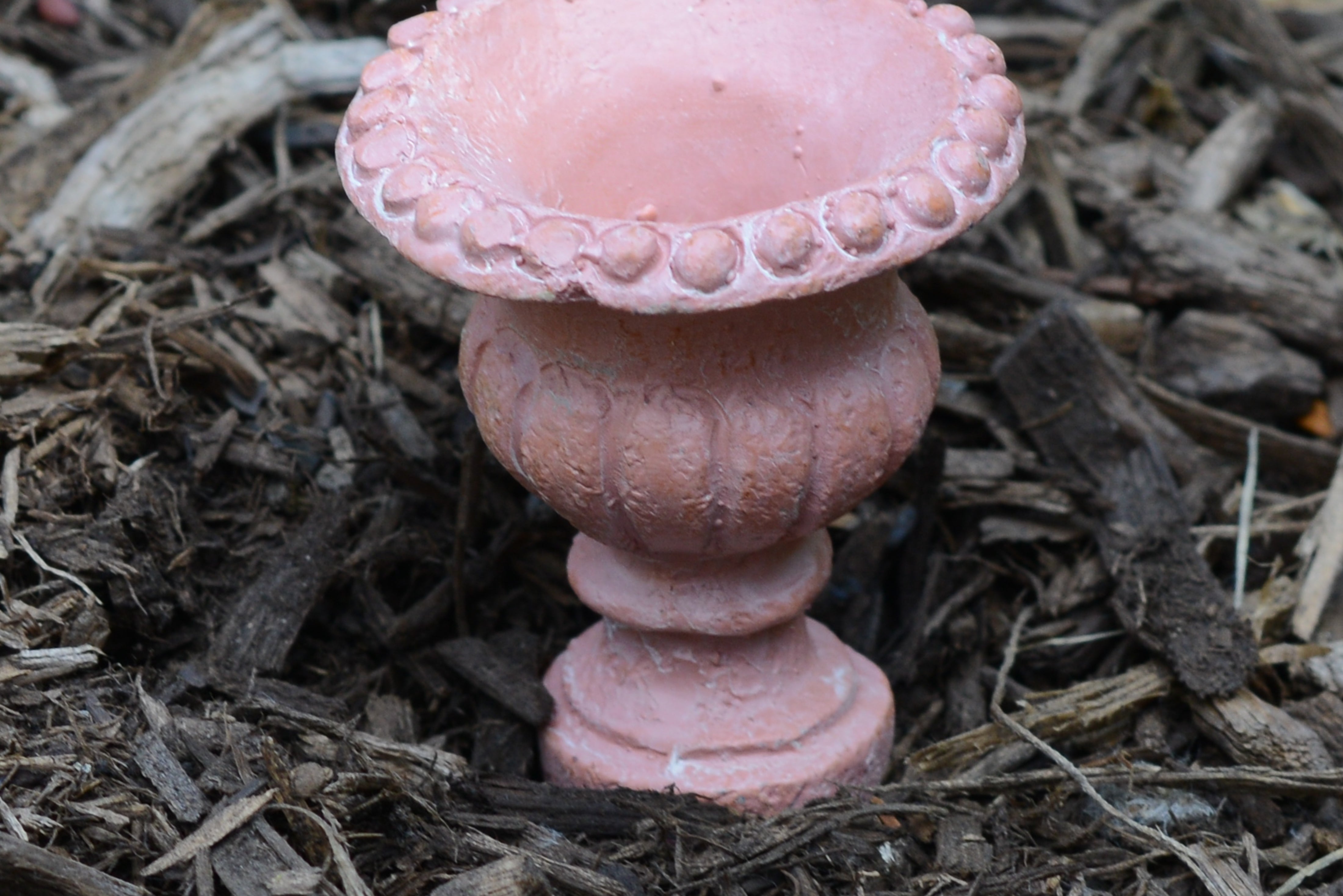 Elegant Mini Planter Pearl Detail Salmon