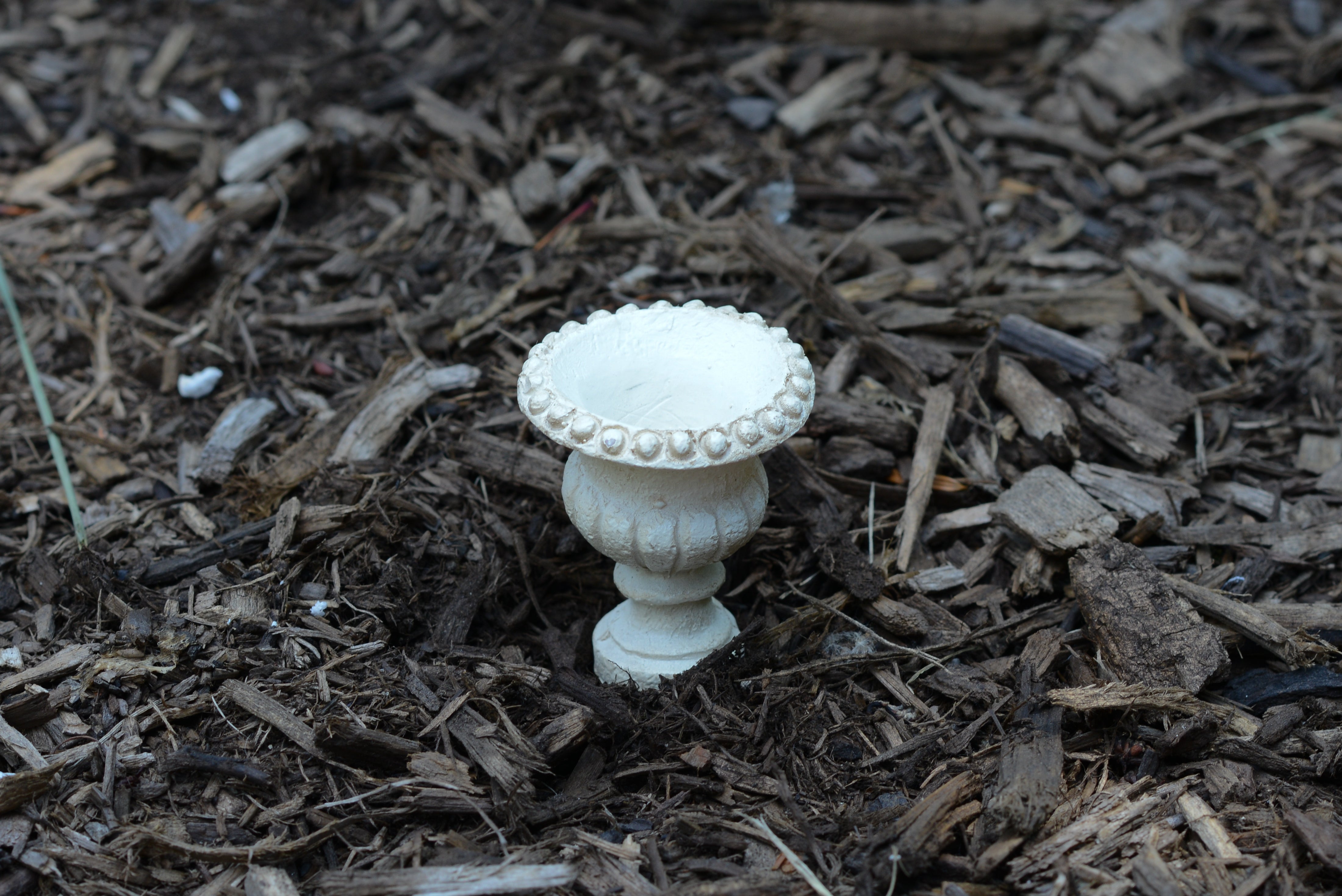 Elegant Mini Planter Pearl Detail Cream