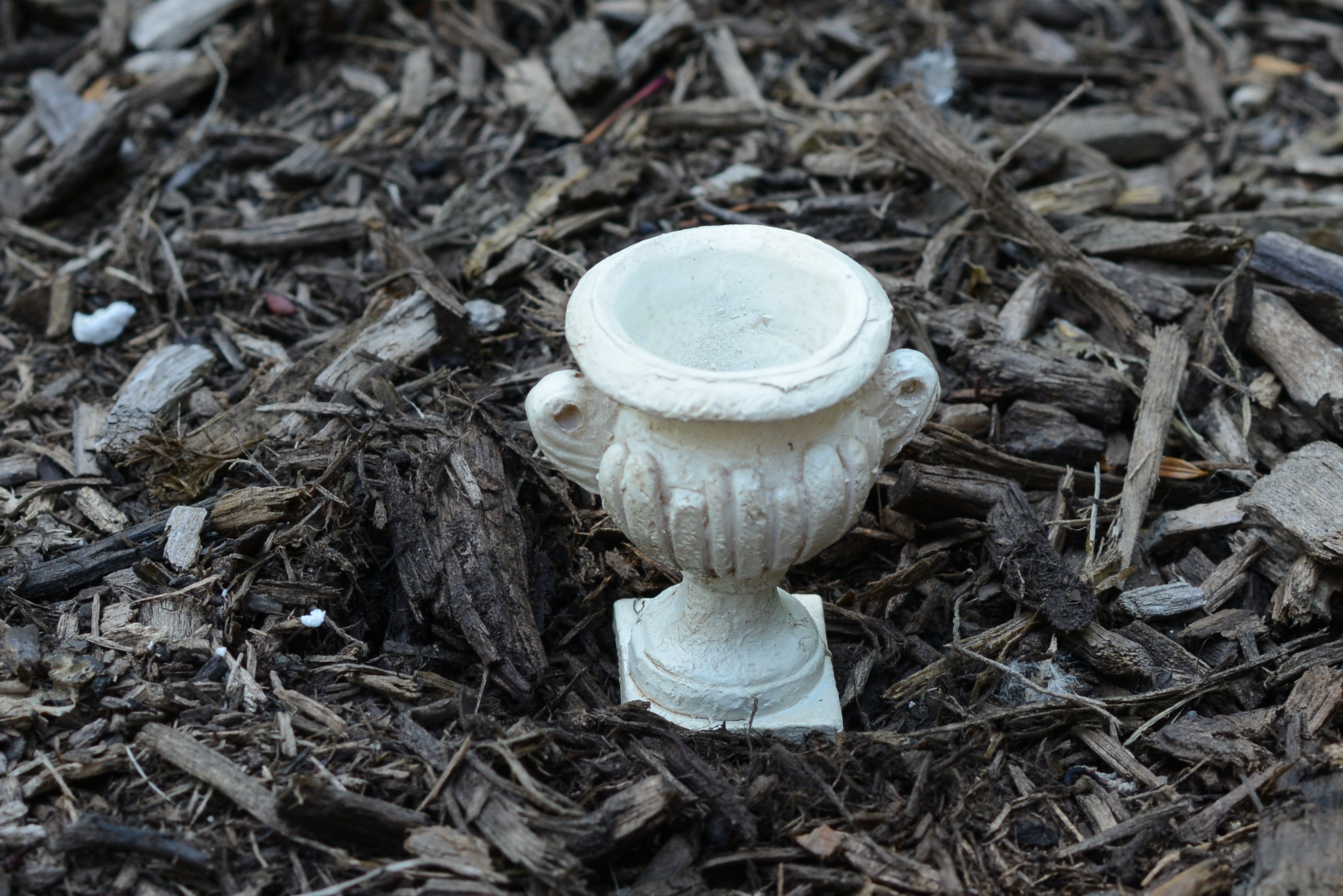 Elegant Mini Planter With Handles Cream