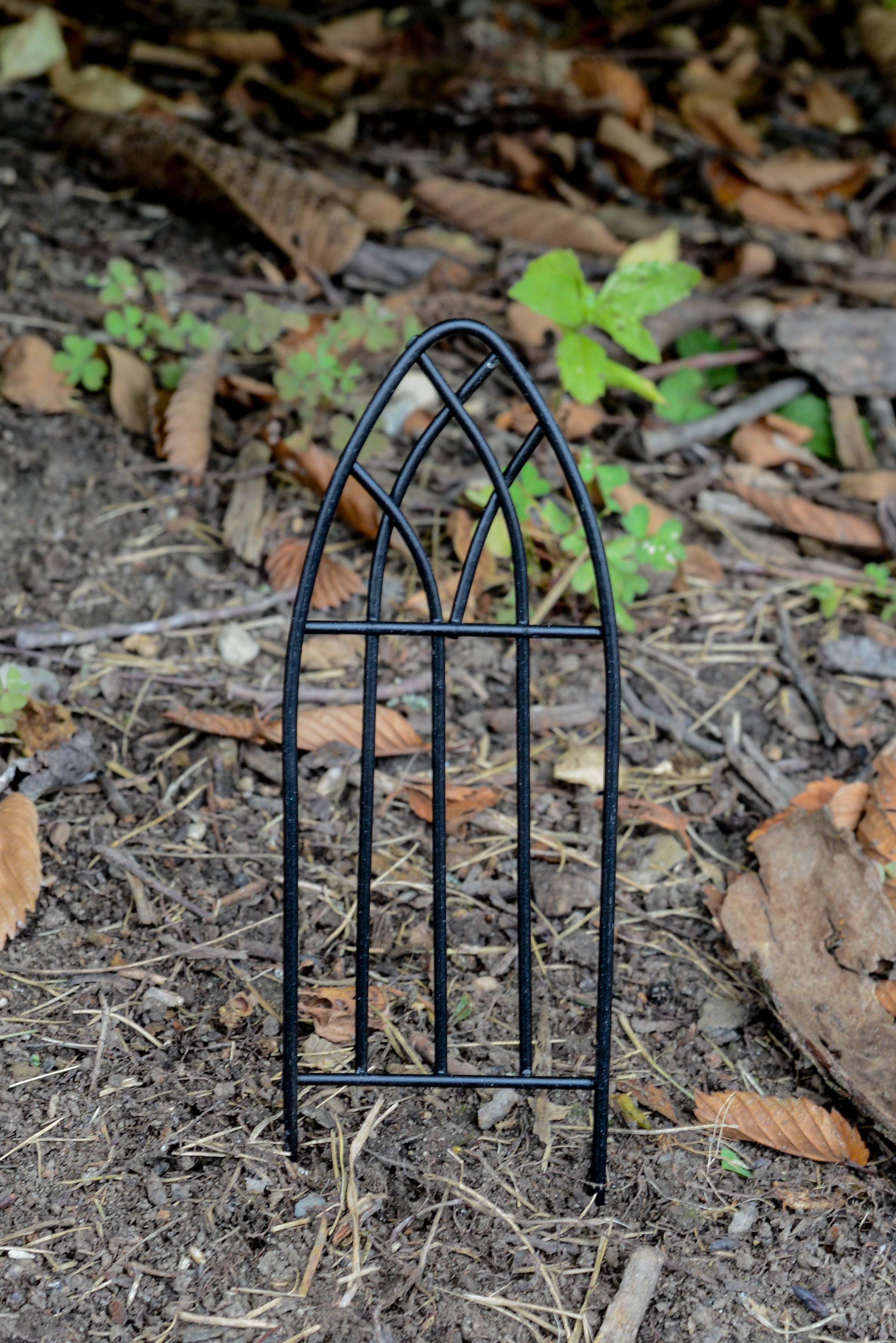 black wood trellis Metal Mini Garden Trellis Black