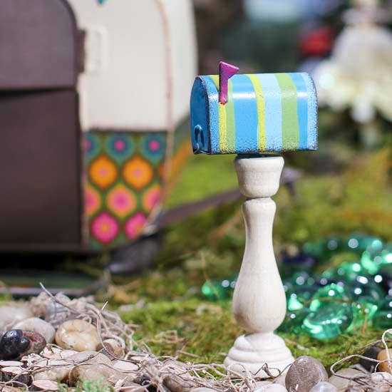 Mini Rustic Metal Mini Mailbox Pick