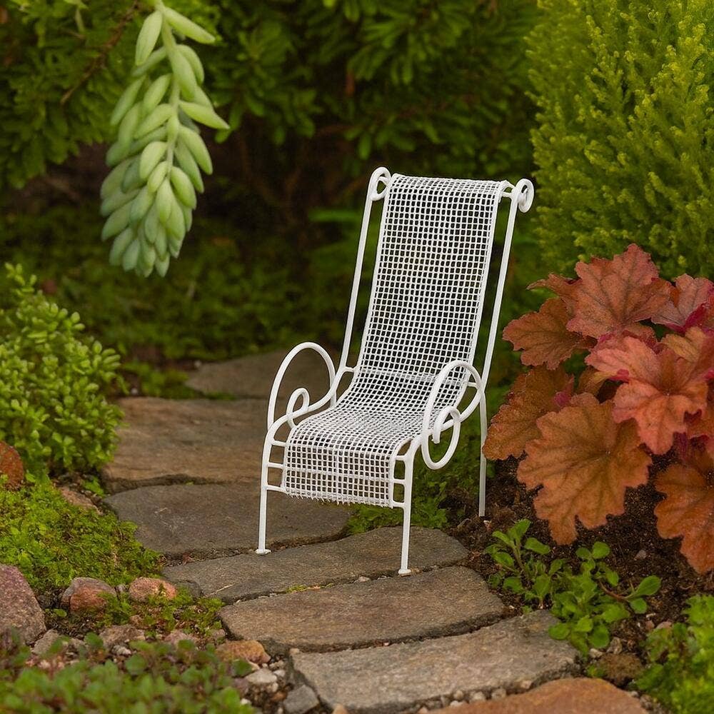 White Wire Miniature Lounge Chair