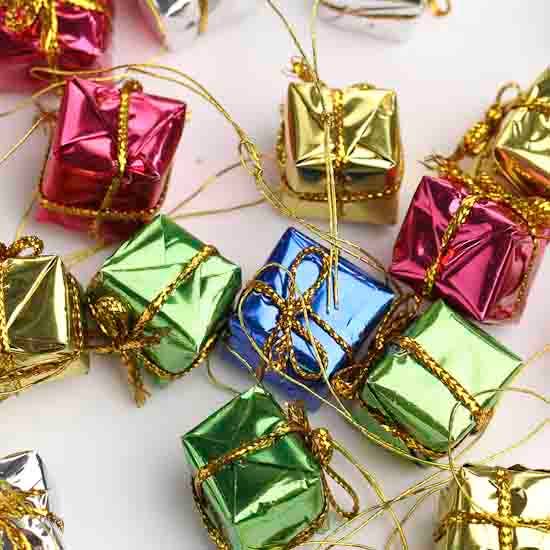 1/2"  Miniature Foil Gift Boxes