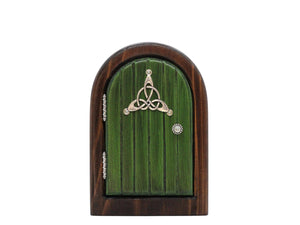 Wee Gaelics Fairy Door: Triquetra