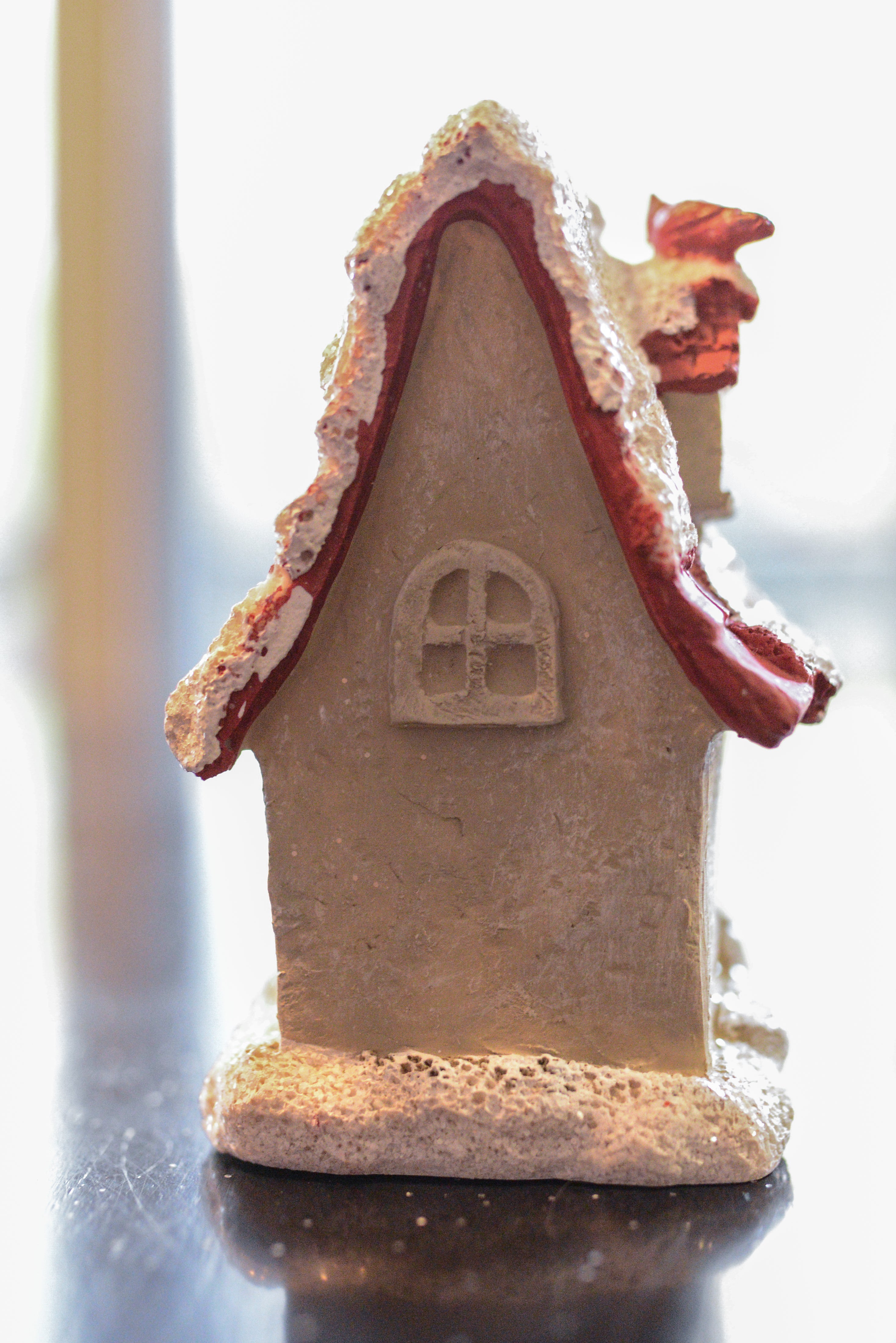 Mini Winter Holly House