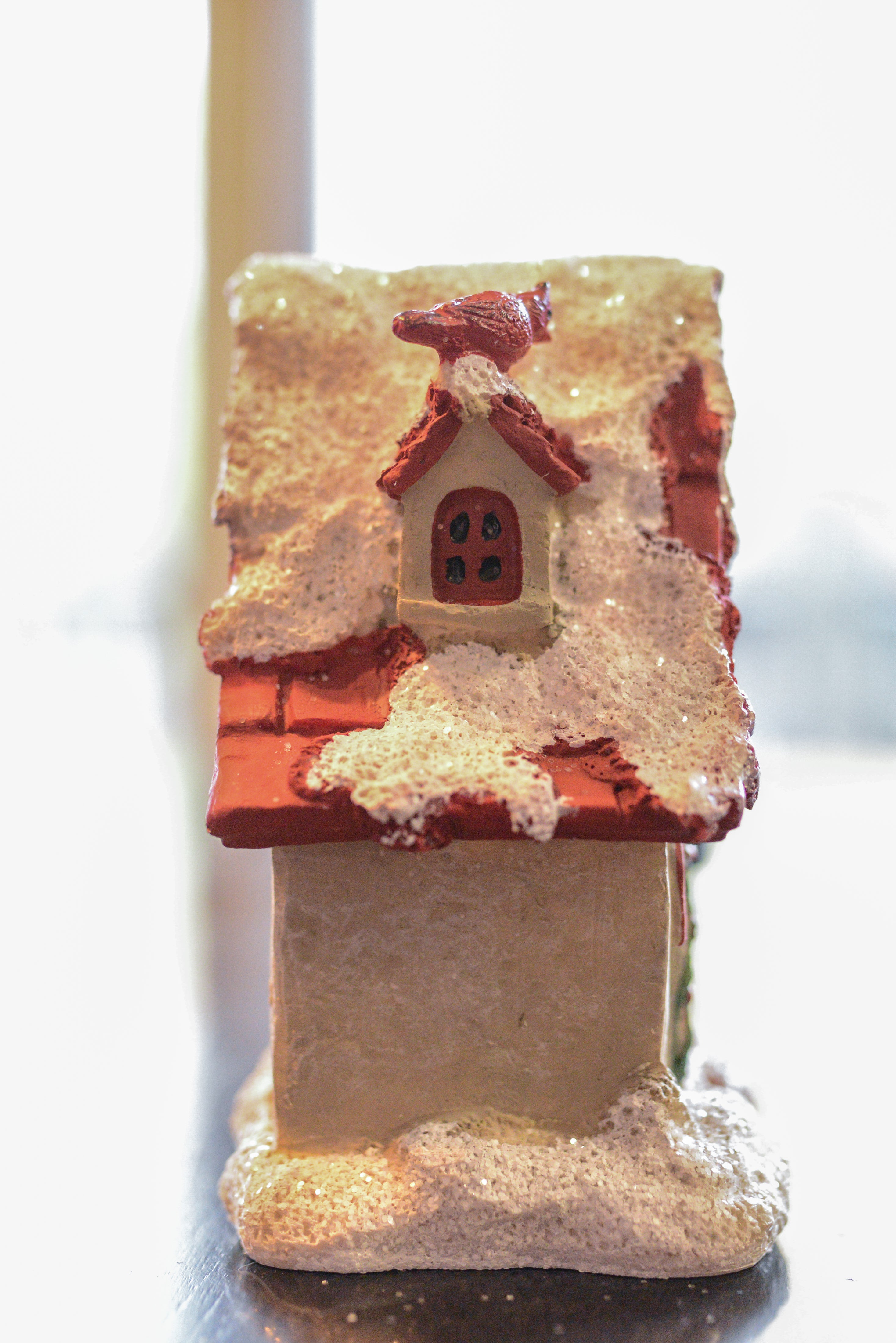 Mini Winter Holly House