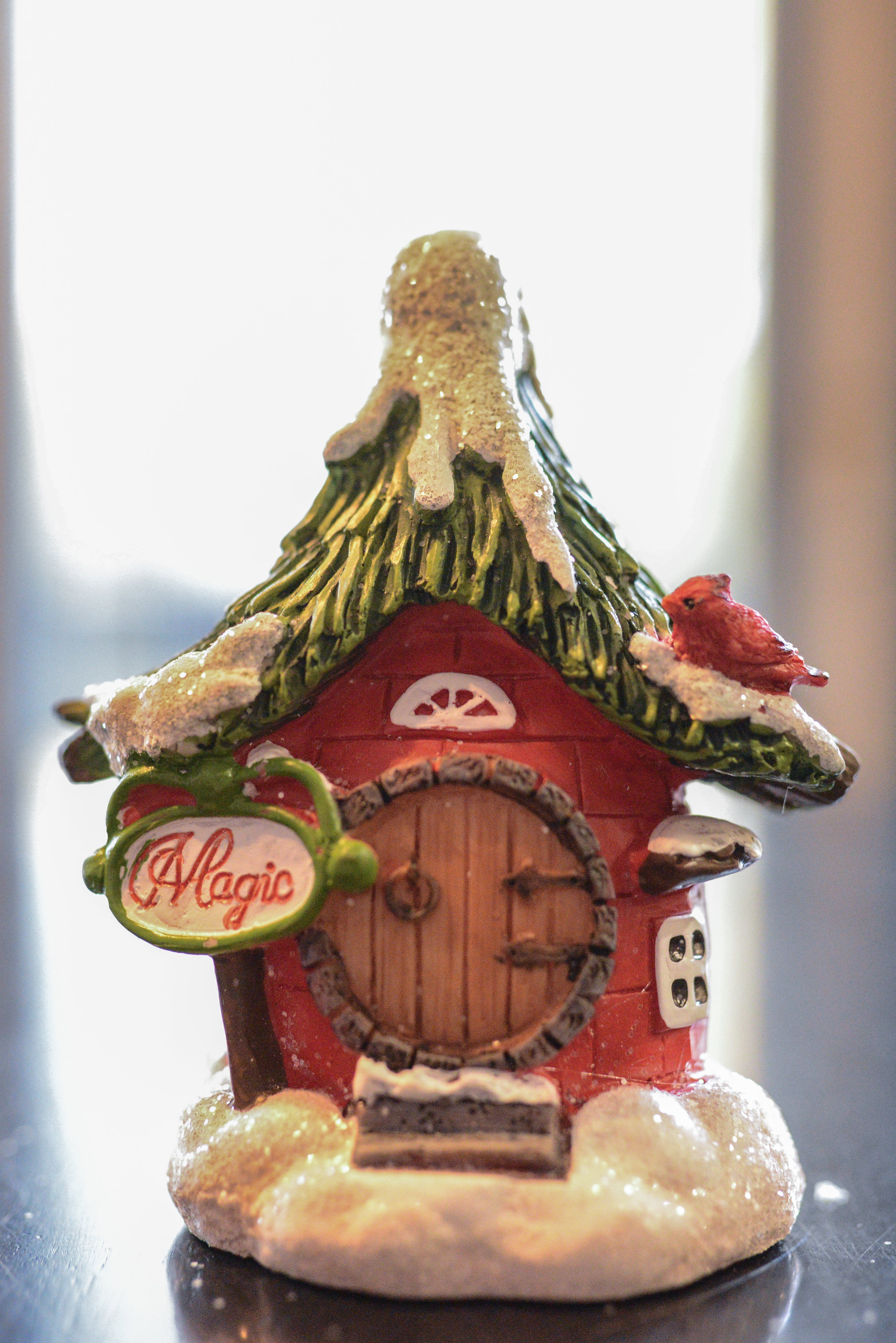 Mini Magic Winter House