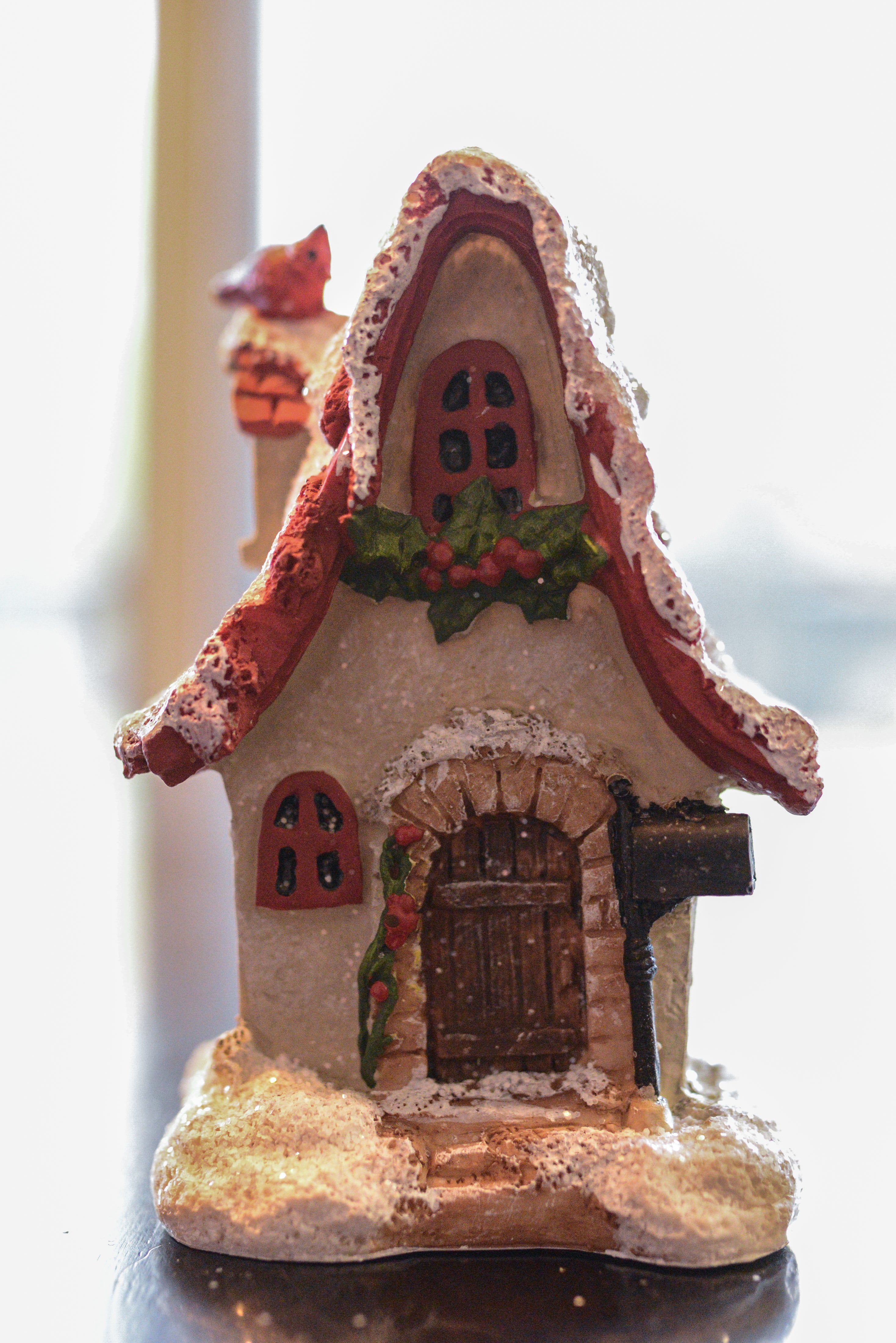 Mini Winter Holly House