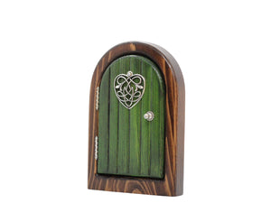 Wee Gaelics Fairy Door: Shield