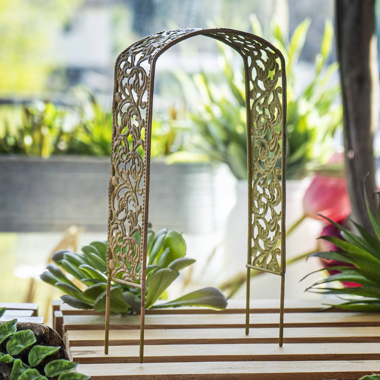 Mini Fairy Garden Metal Arbor