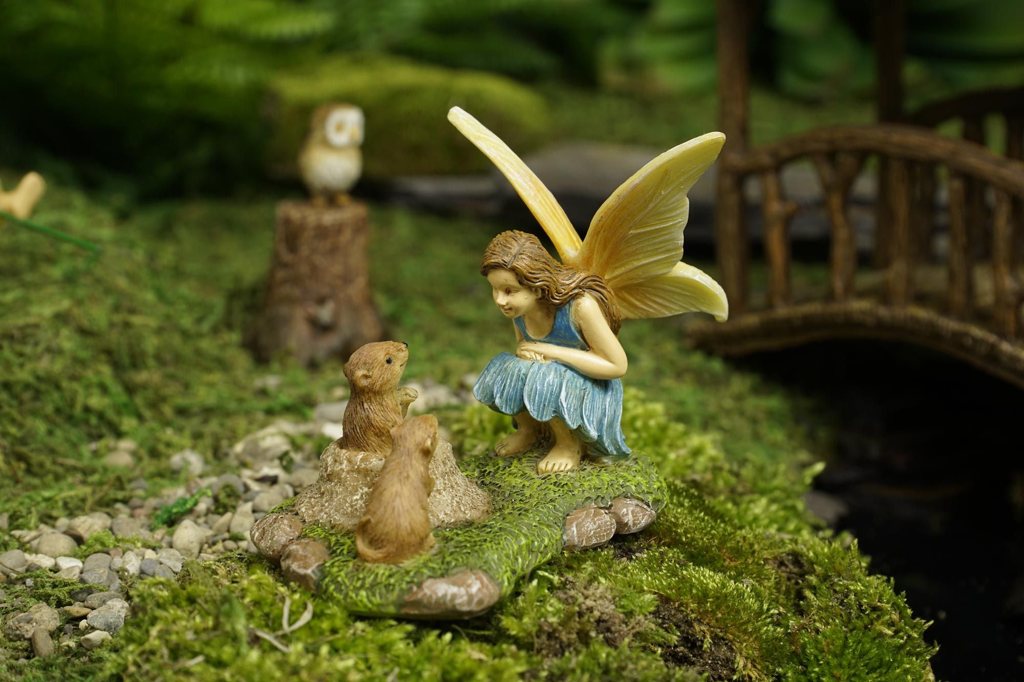 Small Talk, Fairy With Animals, Mini Fairy Figurine - Mini Fairy Garden World