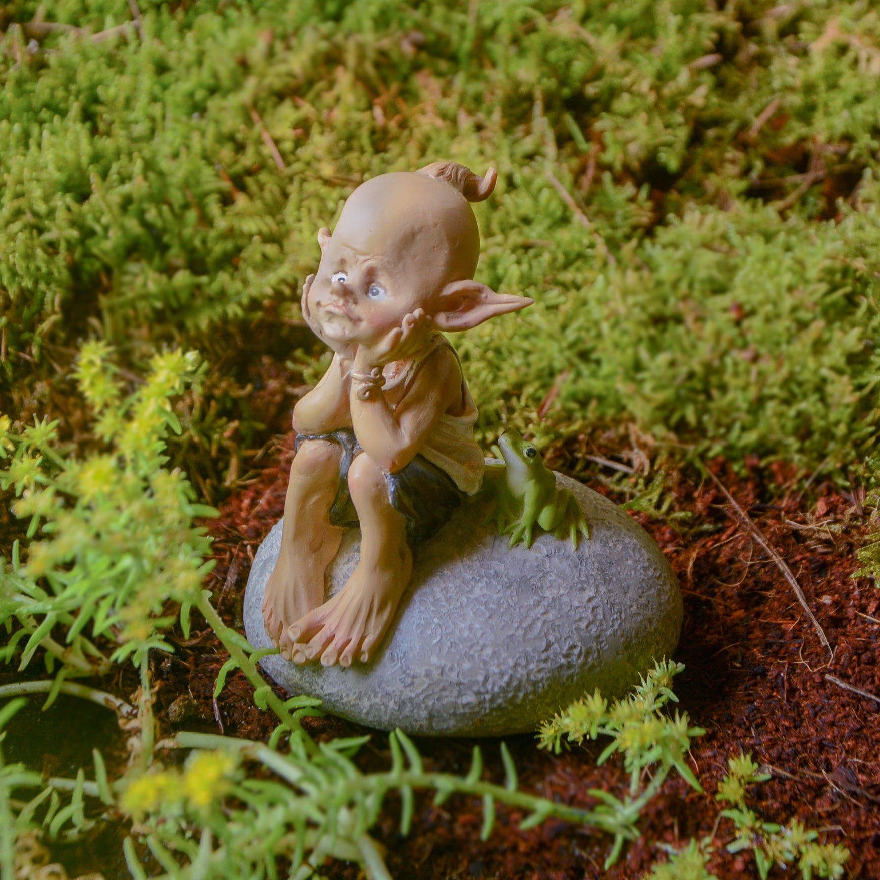 Thinking Pixie With Frog, Fairy Garden Pixie - Mini Fairy Garden World