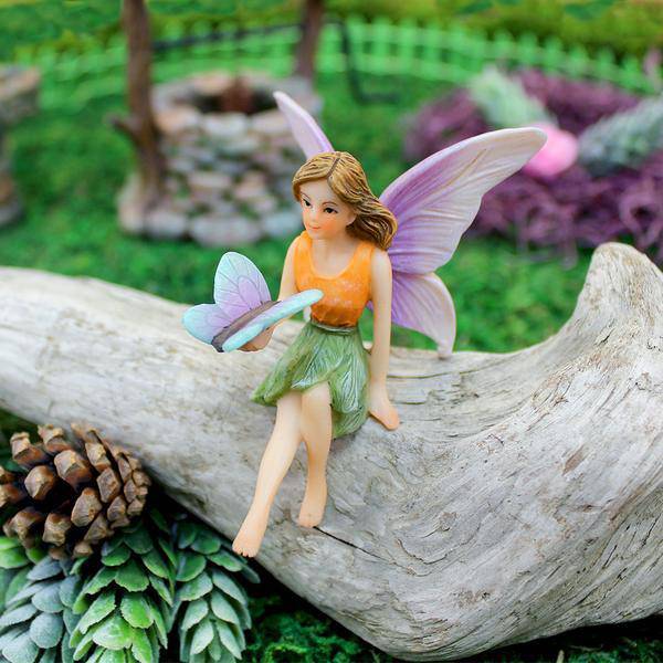 Fairy With Butterfly - Mini Fairy Garden World