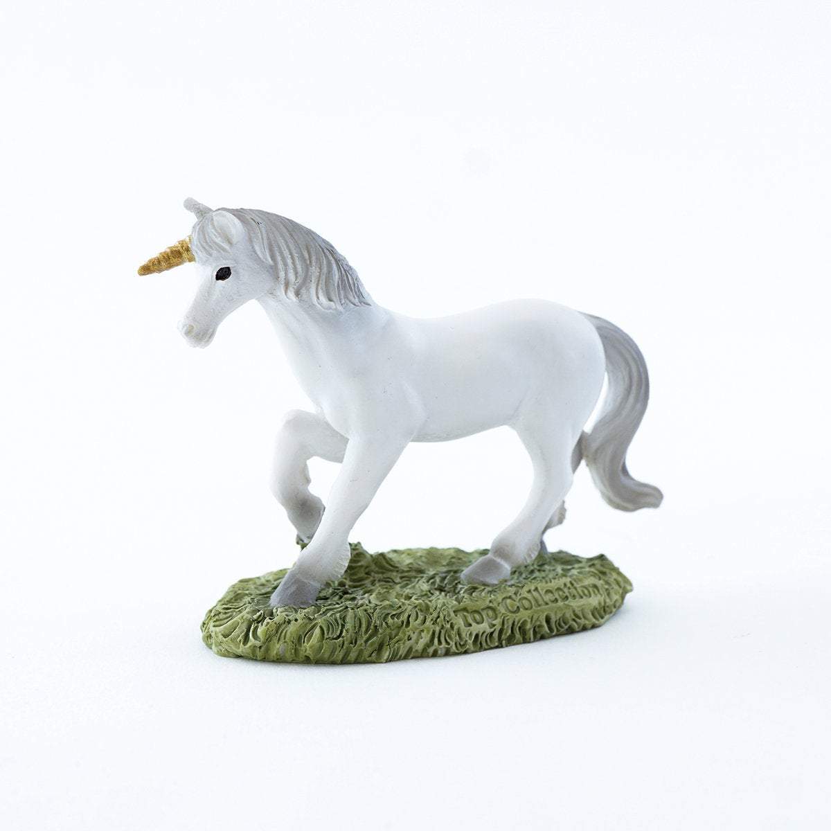 Mini Unicorn In Field, Fairy Garden, Miniature Unicorn, Mini White Unicorn - Mini Fairy Garden World