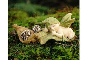 Sleeping Fairy Baby With Hedgehogs, Fairy Garden Baby, Mini Baby, Miniature Baby, Mini Fairy Baby, Miniature Fairy Baby, Fairy Garden - Mini Fairy Garden World